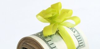 Paratë që ua “dhurojmë” mjekëve për shërbim (efikas), a janë ryshfet?