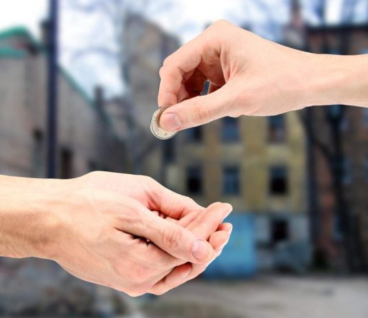 A lejohet t’i jepet zekati atij që ka nevojë urgjente për para, për kontrolla mjekësore dhe barna)?