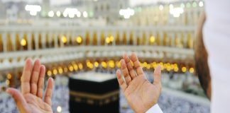 Nuk mund ta kryej tavafin dhe sajin, a më lejohet t’i jap dikujt para që ta kryejë umren për mua?