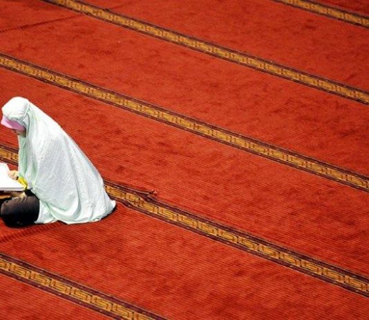 A është i vlefshëm namazi në veturë?