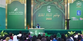 A lejohet pjesëmarrja e grave në gara kuranore?