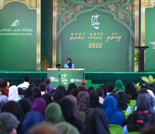 A lejohet pjesëmarrja e grave në gara kuranore?