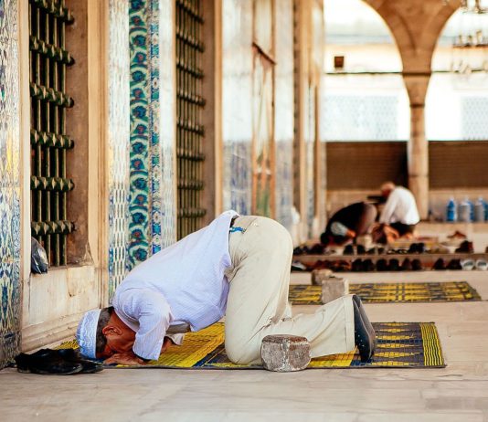 A është dëshmi namazi me xhemat për besimin e dikujt?