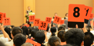 A lejohet blerja e gjërave në ankand?