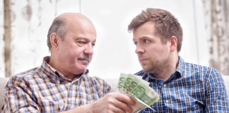 A ka të drejtë babai të më kërkojë rrogën?