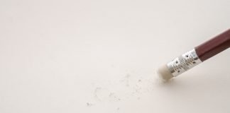 A duhet ta ndryshojmë mbiemrin?