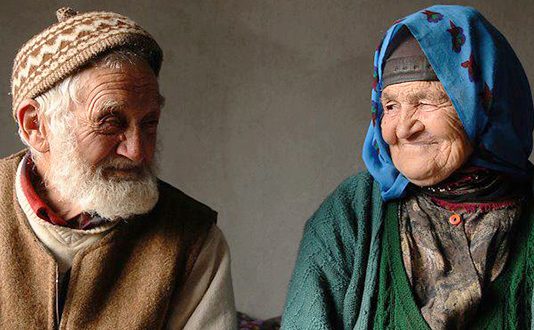 Sa është mesatarja e jetës së njeriut?