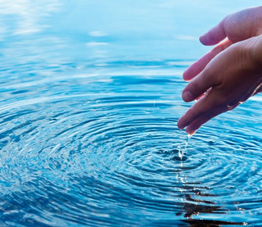 A hyn në gjynah nëse i pihet ujë gjatë agjërimit?