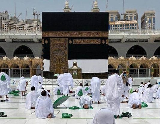 A ka lutje të caktuar gjatë Tavafit?