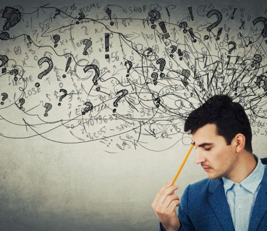 Si t’i luftoj mendimet e këqija rreth Zotit, të cilat më pushtojnë?