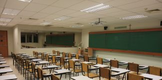 Hilet e studentit dhe nxënësit gjatë kërkimit të dijes