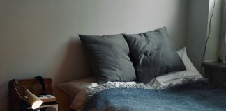 Shoh ëndërr që kam falur sabahun dhe vetëm kur zgjohem e kuptoj që kam qenë ëndërr