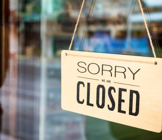 A lejohet hapja e restoranteve dhe picerive gjatë kohës së agjërimit në ditët e Ramazanit?