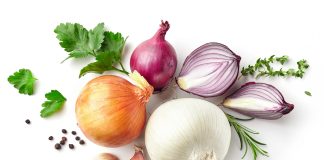 A është gjynah më i madh era e hudhrës/qepës apo mosfalja në xhami?