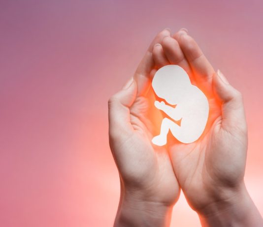 Më thonë të abortoj, çka të bëj?