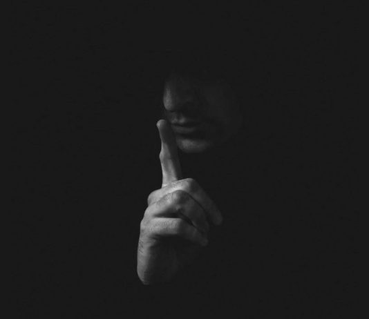 Çfarë dënimi i pret ata që shpifin për gratë e ndershme për imoralitet?