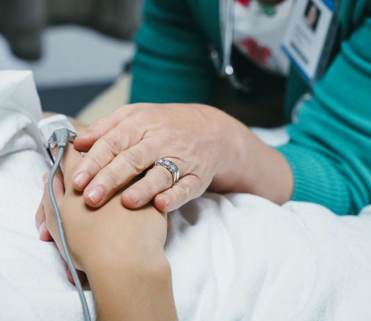 A më lejohet të abortojë fëmijën për shkaqe shëndetësore?