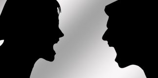 Thuajse çdo ditë ditë po përlahemi me burrin. Si t’i tejkalojmë problemet?