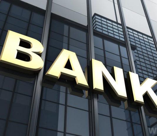 A lejohet të studioj në “Banka dhe financa”?