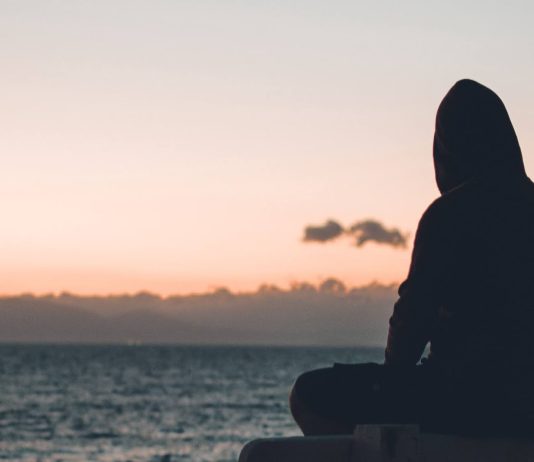 Si t’i largojë frikën dhe mendimet e këqia?