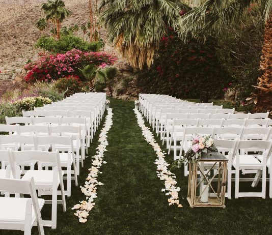 A ka dallim mes aktit të fejesës dhe aktit të kurorës?