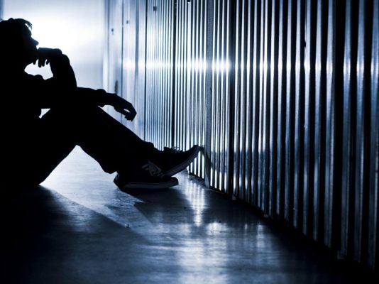 Si është puna me personin që në gjendje nervoze betohet për diç por më pas e vepron të kundërten?