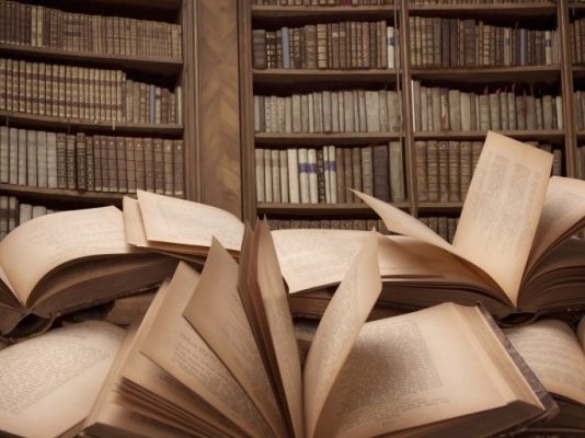 A përfiton i vdekuri nëse ribotohen dhe shpërndahen librat e tij të dobishme?
