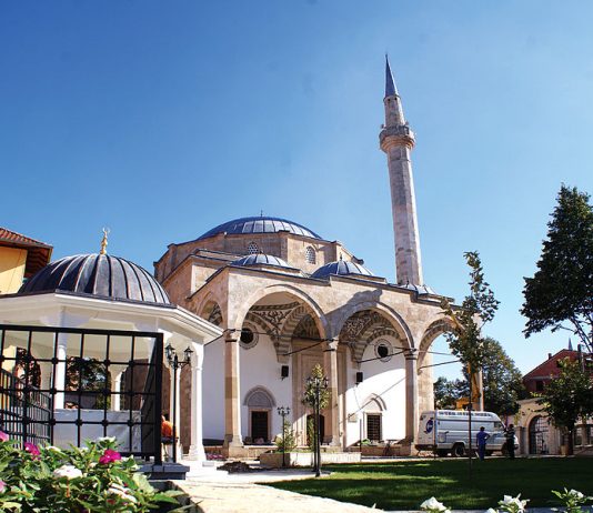 Kur ndalohet namazi për përshëndetjen e xhamisë (tehijetul-mesxhid)?
