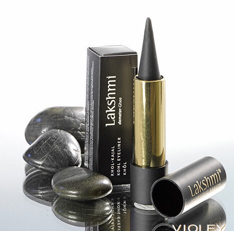 Nëse i bën sytë me ngjyrë për burrin a i lejohet pastaj të dalë ashtu në qytet?