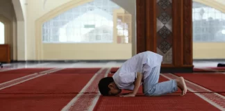 A ka namaze sunet para farzit të ikindisë dhe para farzit të jacisë?