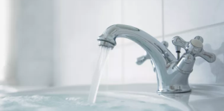 Pastrimi i flokëve gërsheta gjatë xhunubllëkut