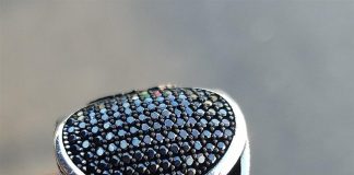 A lejohet vënia e unazës prej arit, apo prej argjendit & unaza e martesës?