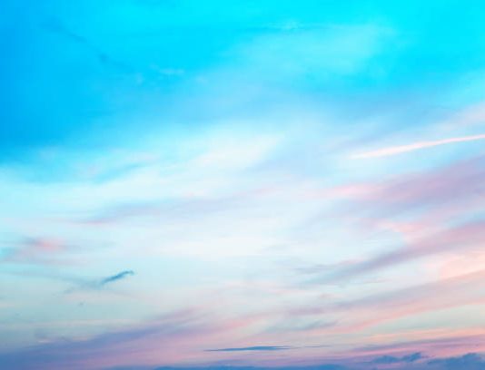 Përse engjëjt kundërshtuan krijimin e Ademit si mëkëmbës në tokë, pastaj i ranë në sexhdeh atij?