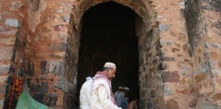 A lejohet t’iu themi xhematit pas namazit: “Allahu ta bëftë kabull”?