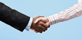 A u lejohet meshkujve muslimanë të kenë shoqe?