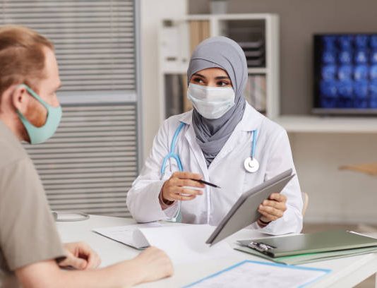 A duhet t’i japin përparësi studimit në gjinekologji, femrat muslimane?