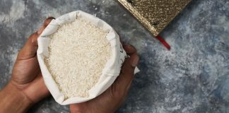 Çfarë gjykimi ka nxjerrja e zekatit të Fitrit në para?