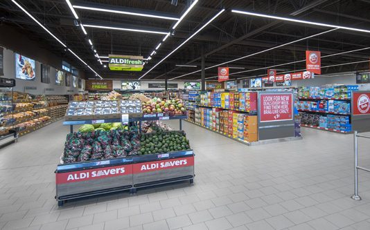 A lejohet të blihet mish hallall në një dyqan që shet edhe mish haram?