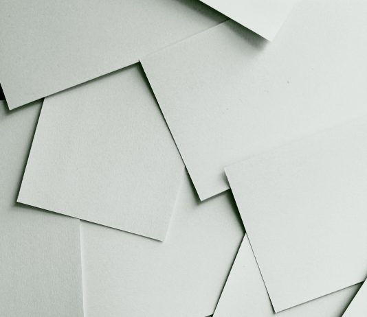 Çfarë përmbanin fletushkat e Ibrahimit (paqja dhe mëshira e Allahut qoftë mbi të)?