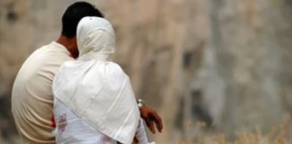 Vajza muslimane e cila pengohet padrejtësisht nga babai për martesë, çfarë hapa duhet të ndërmarr?