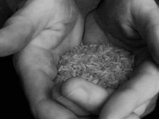 A duhet dhënë sadaka, për atë person që e sheh në ëndërr?