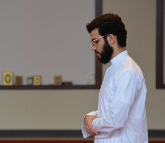 A pranohet namazi në gjuhën shqipe?