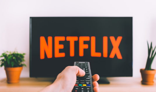 A bën të shikohen serialet për dashuri?