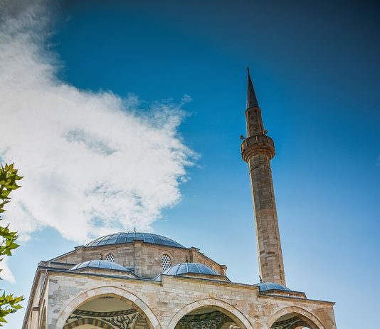 Sa rekate ka namazi i jacisë?