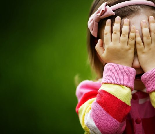 Jam shumë me turp në raport me njerëzit turpi ne islam