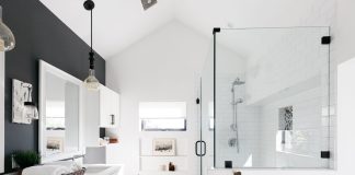 A ka dua para se të hyjmë në banjë për t’u pastruar (për të bërë dush)?