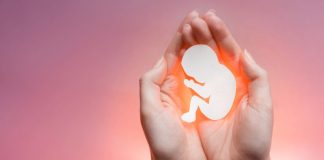 Kam fëmijun 6 muajsh dhe jam 6 javëshe shtatzënë, të abortoj apo jo?