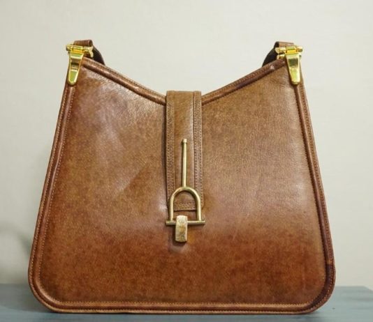 A është e lejuar të përdori çantën me lëkurë derri?