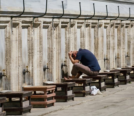 A ndikojnë haramet në rënien e imanit?