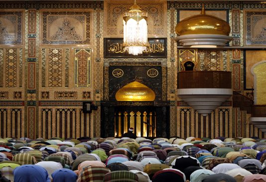 A është Islami fajtor për prapambeturinë e muslimanëve?